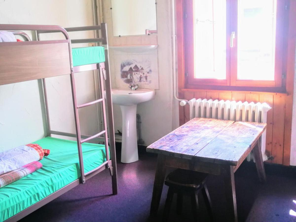 Le Chamoniard Volant Hostel Chamonix Ngoại thất bức ảnh
